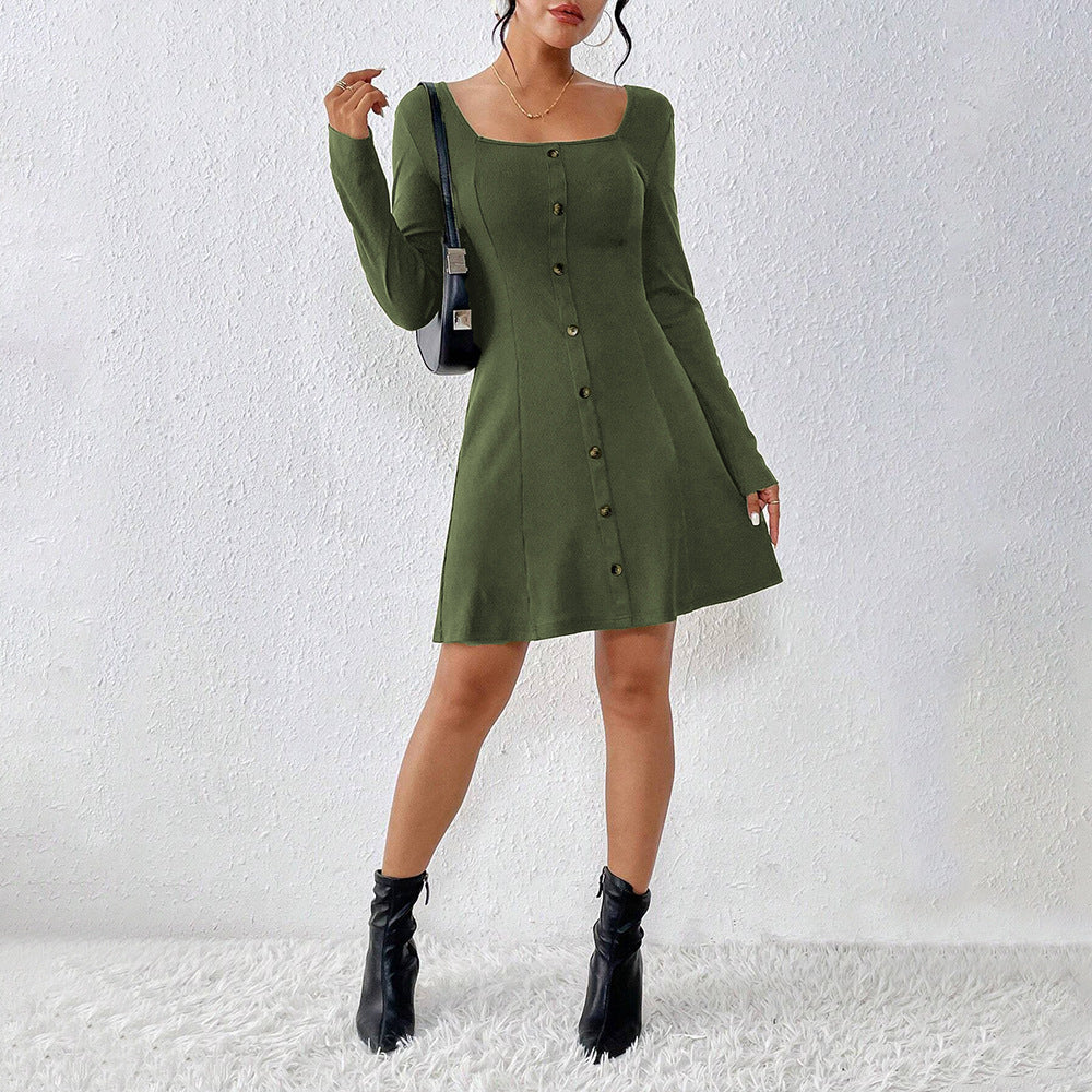 Robe à boutons pour femmes avec manches longues et décolleté carré Levoire
