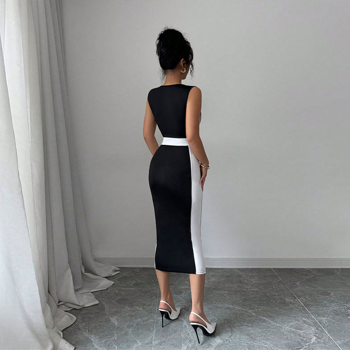 Robe midi ajustée pour femmes avec une coupe contrastée à la mode et des bretelles fines Levoire