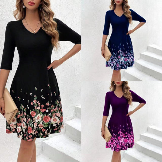 Levoire | Slim Fit Floral Print V-neck Dress