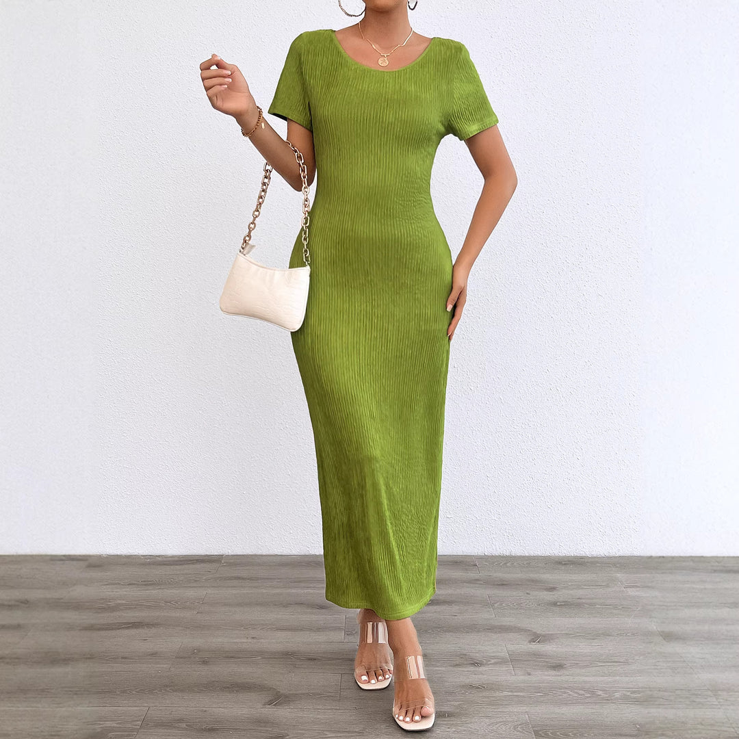 Robe maxi côtelée pour femme avec coupe ajustée et manches courtes Levoire