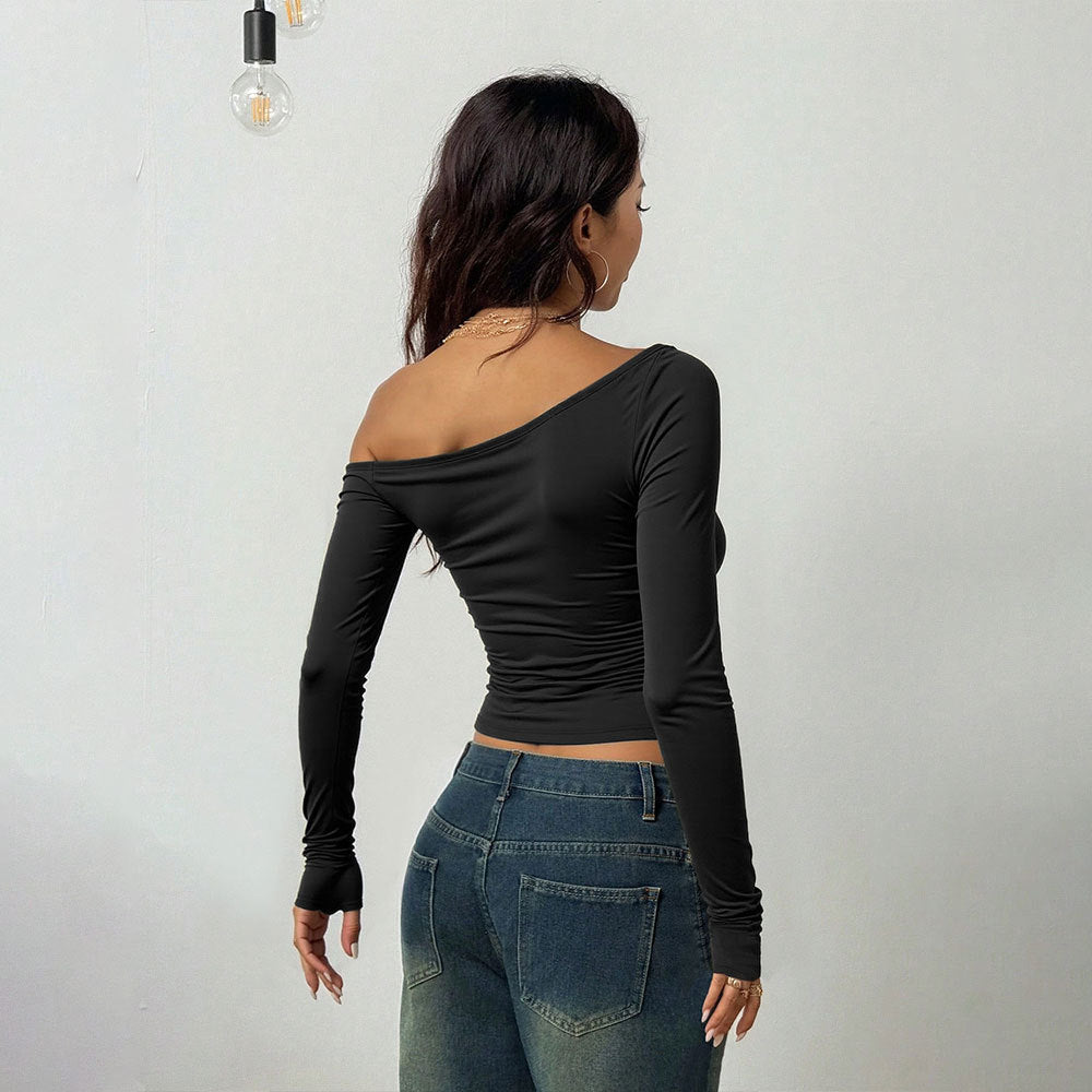Haut asymétrique élégant pour femmes avec des détails de bretelles raffinés Levoire