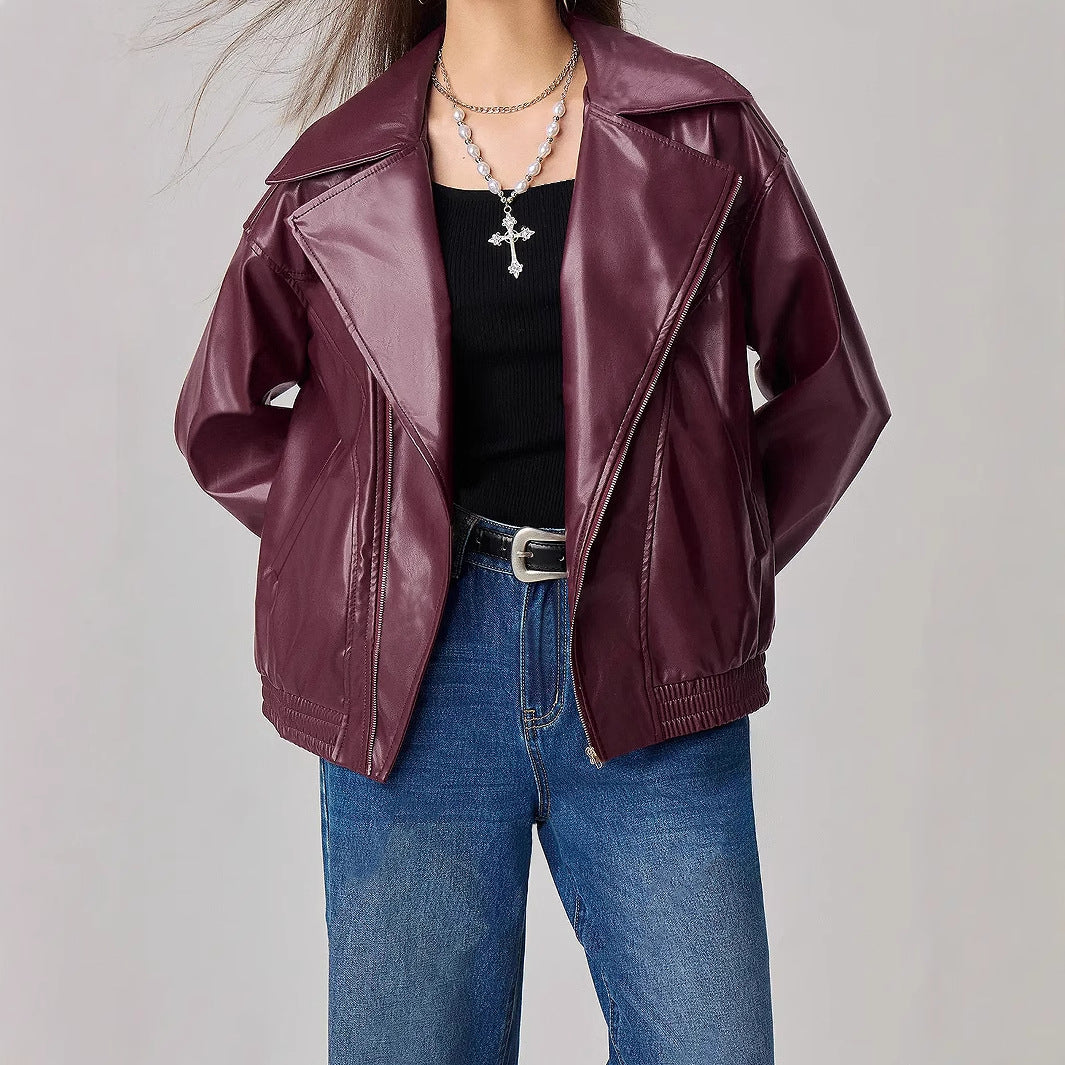 Veste en faux cuir pour femmes dans un style surdimensionné tendance avec des détails de fermeture éclair étroits Levoire