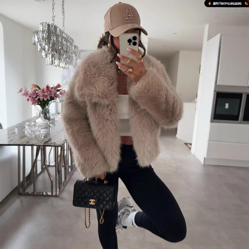 Veste en fourrure polaire pour femmes avec une coupe élégante et un intérieur doux Levoire