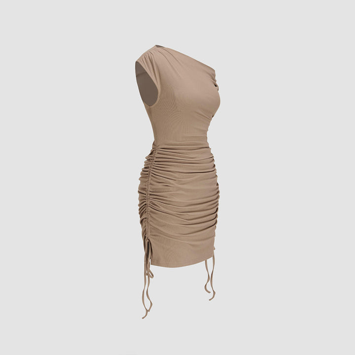 Robe ajustée femme avec encolure asymétrique et détails volants Levoire