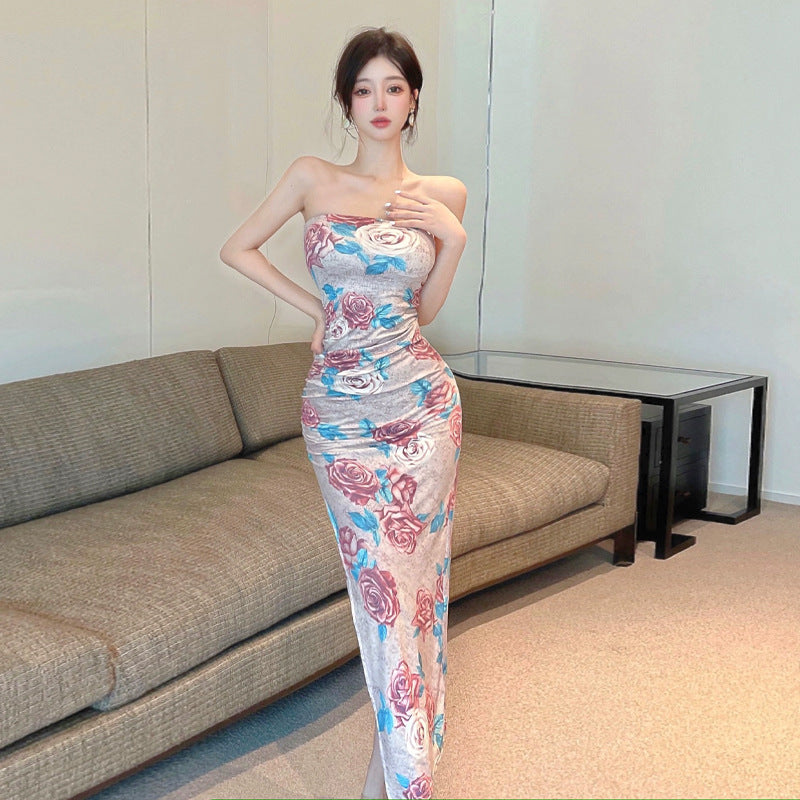 Levoire | Robe à motifs floraux Robe ajustée sans bretelles à motifs floraux Couleur