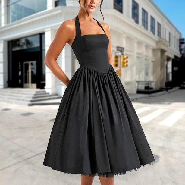 Robe de bal vintage pour femmes avec design décolleté et jupe volumineuse Levoire