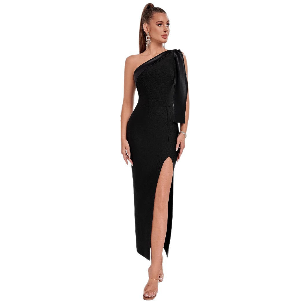 Robe maxi élégante pour femmes avec coupe asymétrique et fente accrocheuse Levoire