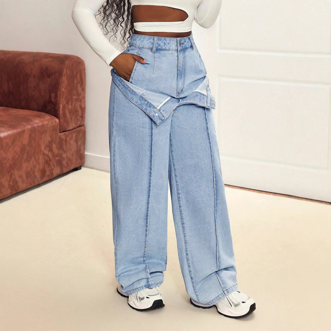 Jean large pour femmes avec une coupe innovante et un design asymétrique Levoire