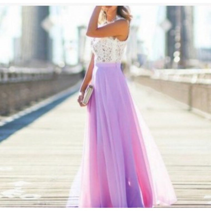 Robes maxi pour femmes avec un haut en dentelle florale et une jupe fluide Levoire