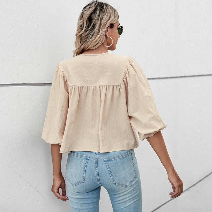 Blouse pour femmes avec des manches larges et un nœud ludique Levoire