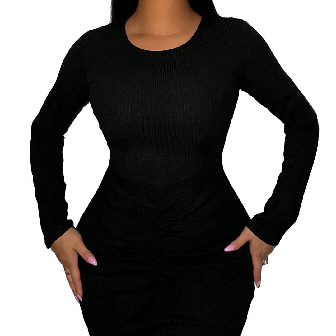 Robe tricotée ajustée pour femmes avec manches longues et poches élégantes Levoire