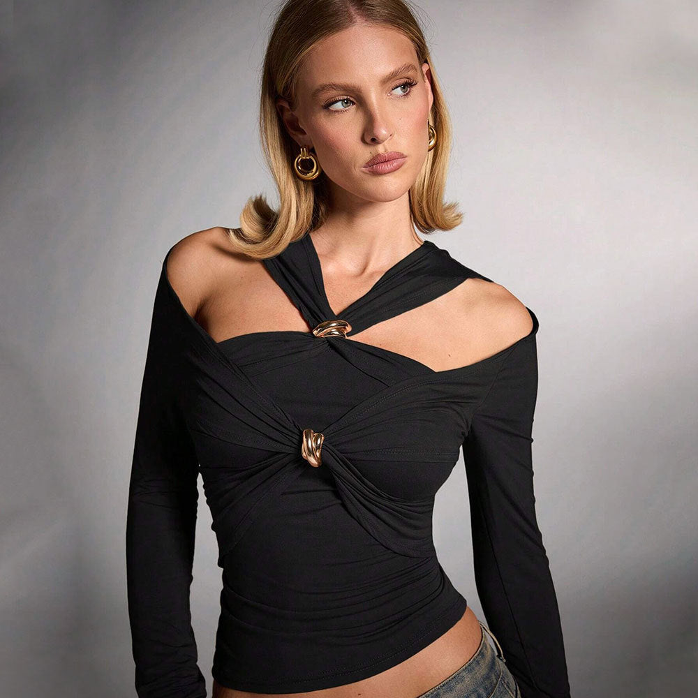 Haut ajusté pour femmes avec coupe asymétrique et détail en nœud Levoire