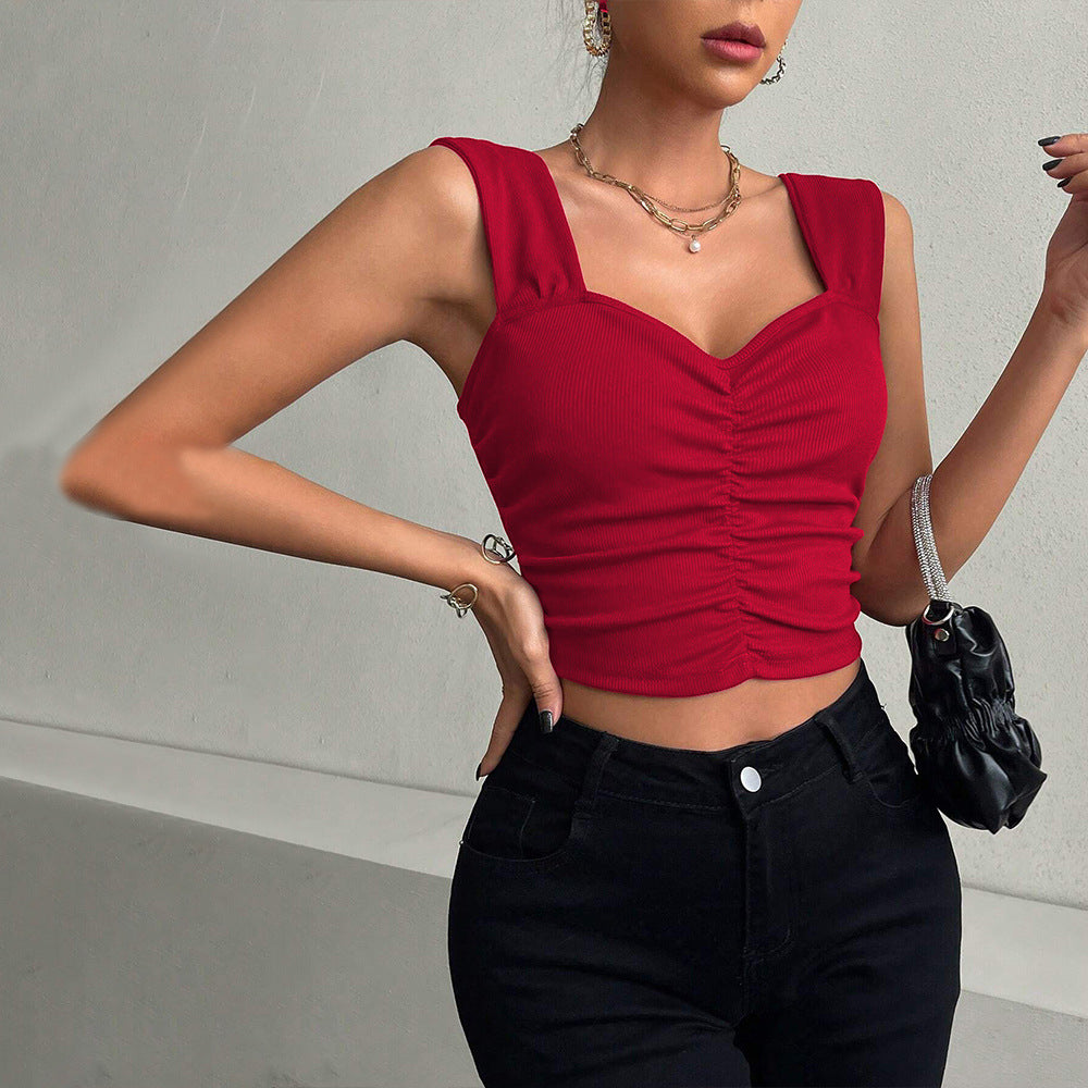 Top court pour femmes avec un élégant décolleté en cœur et fronces Levoire