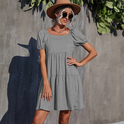 Levoire | Robe tricot élégante à coupe carrée Gris