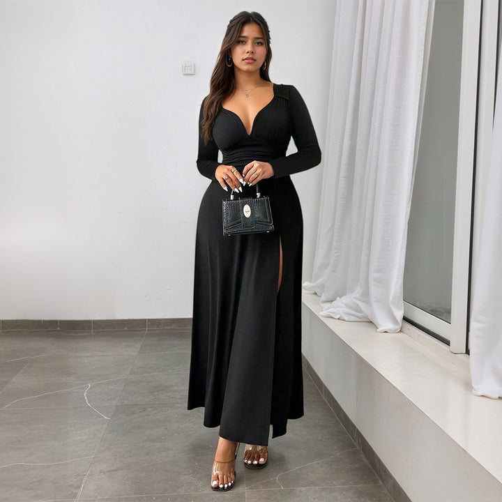 Robe maxi femme avec un élégant décolleté en V et une haute fente sur le côté Levoire