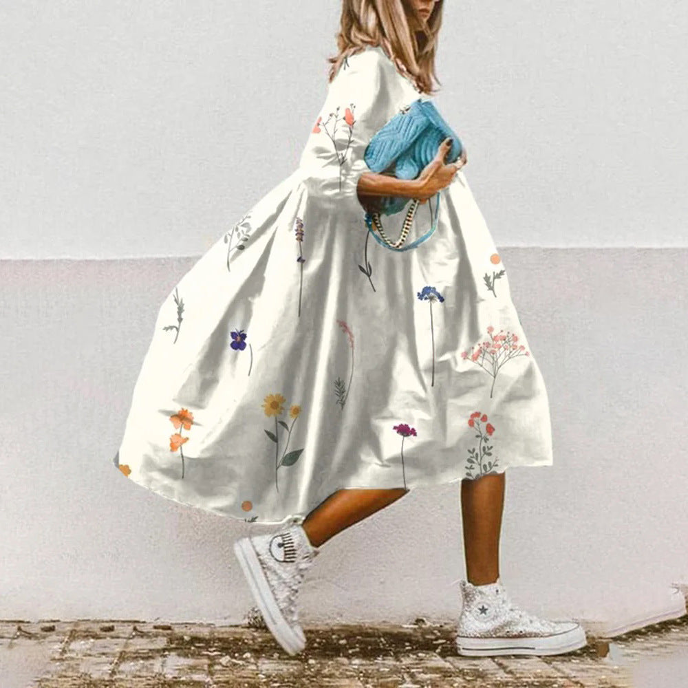 Levoire | Élégante robe en imprimé paisley fleuri, avec des manches trois quarts 2-Blanc