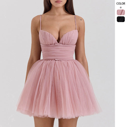 Robe de cocktail pour femmes avec décolleté en V profond et jupe en tulle volumineuse Levoire