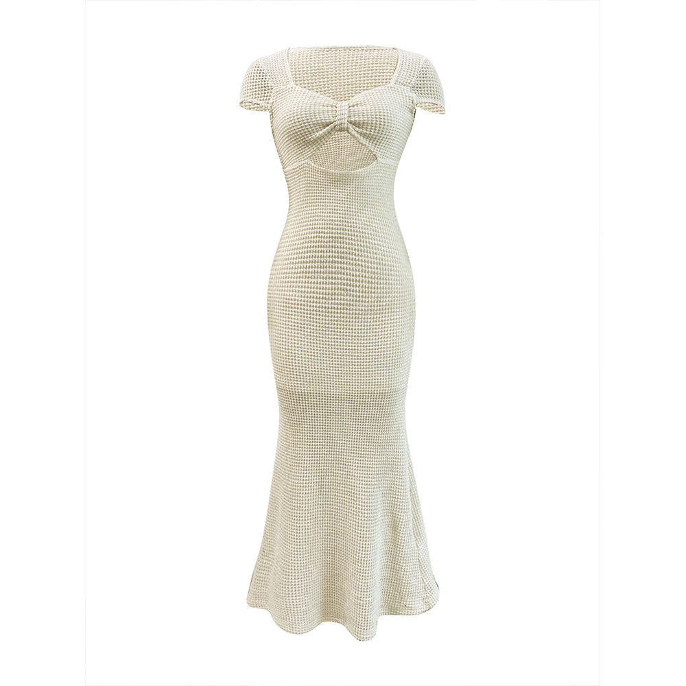 Robe maxi pour femmes avec un design de nœud chic et des détails découpés séduisants Levoire