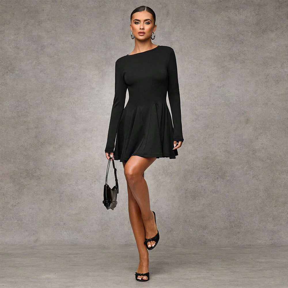 Robe mini femme avec des manches bouffantes élégantes et une jupe évasée Levoire
