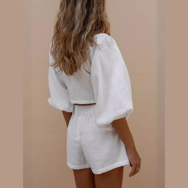 Ensemble stylé pour femmes en deux pièces avec des manches bouffantes et un nœud Levoire