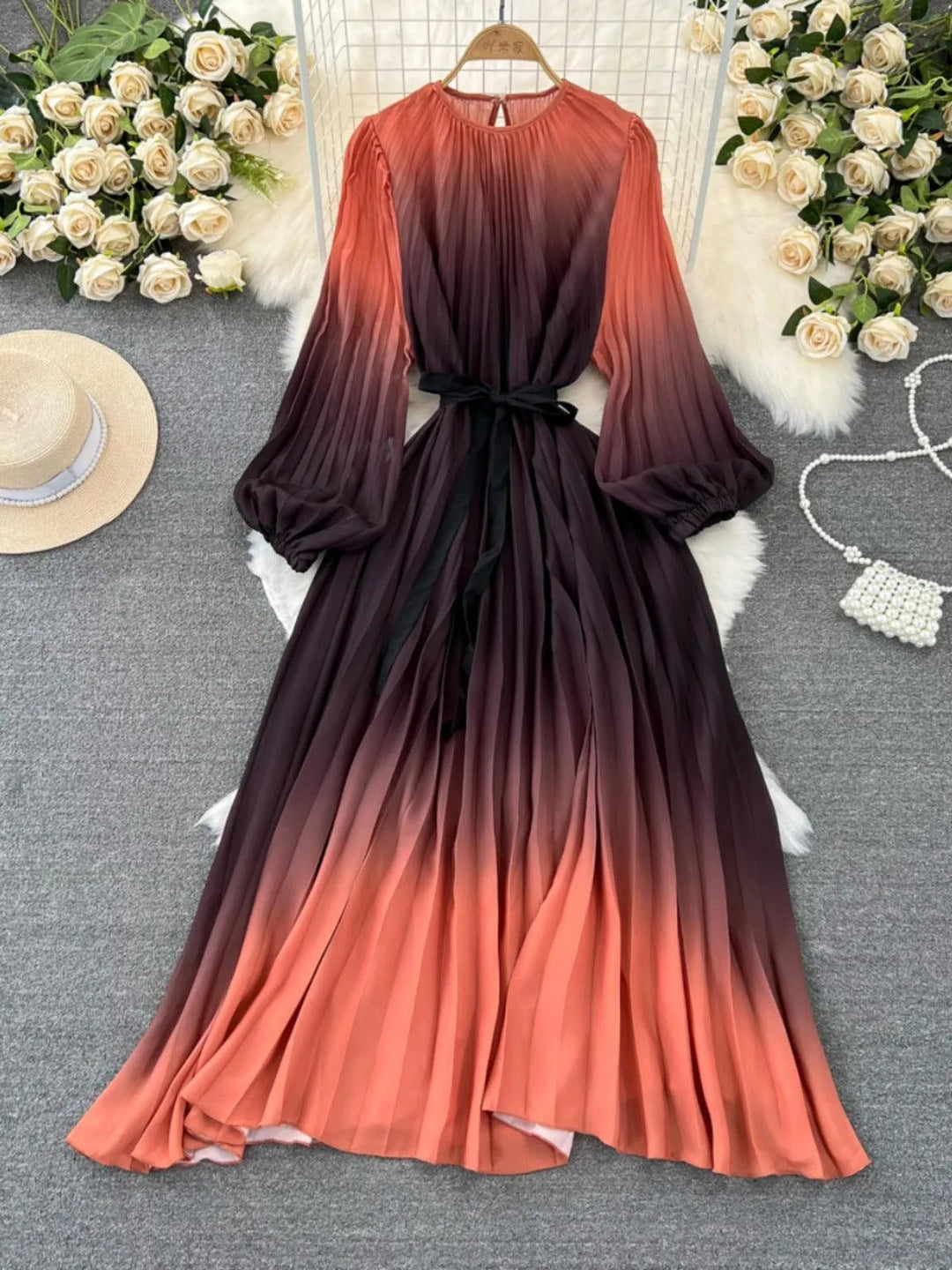 Levoire | Robe plissée en A avec dégradé mi-long