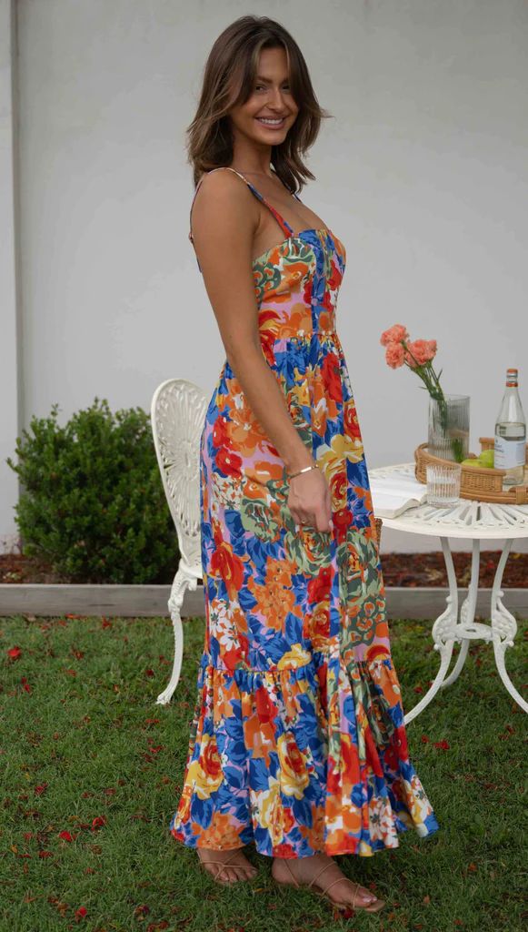 Levoire | Robe Longue Avec Encolure Carrée Et Motif Floral Vivant