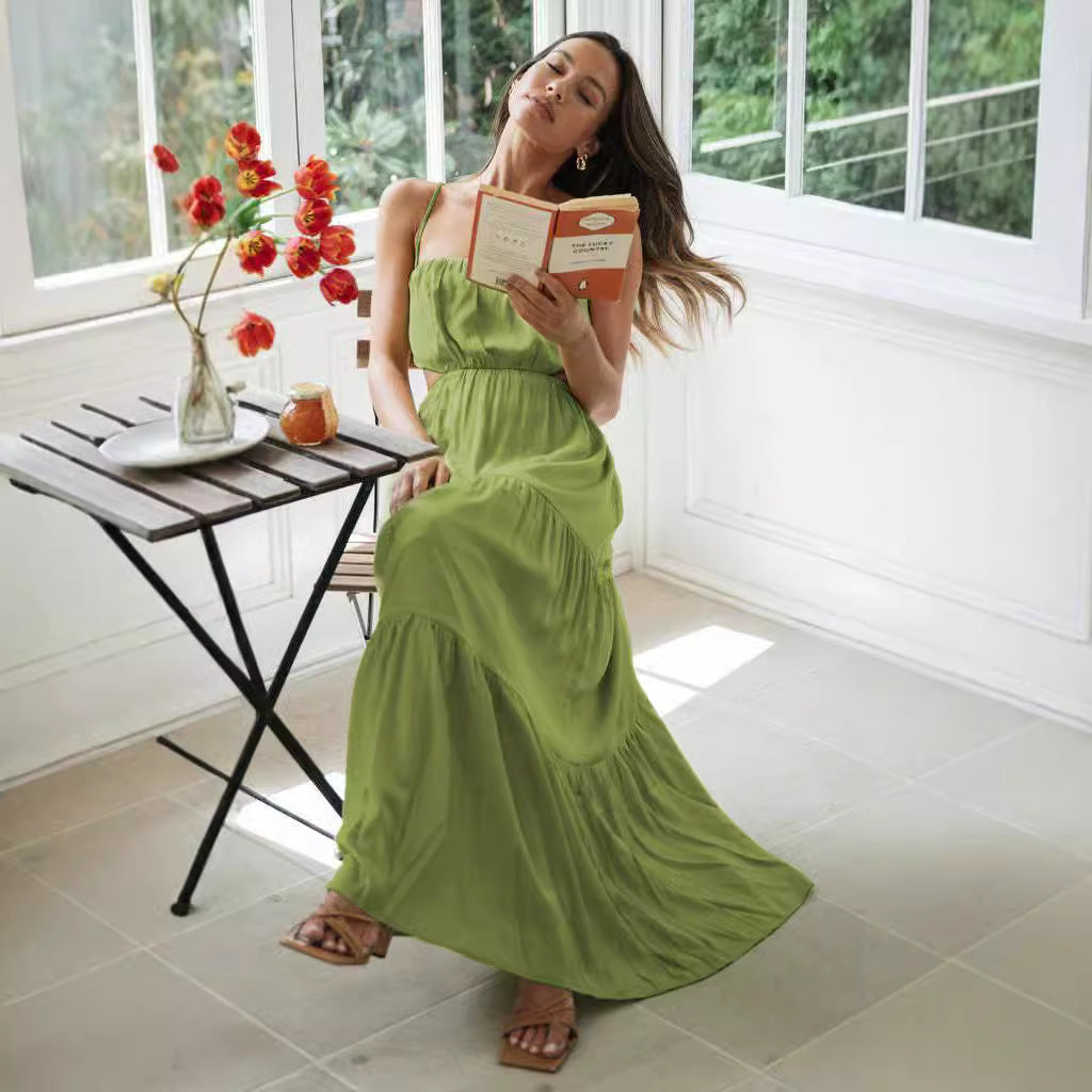Robe maxi aérienne pour femmes avec de fines volants et un décolleté profond au dos Levoire