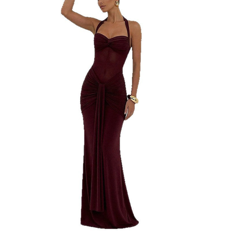 Robe de soirée glamour pour femmes avec plis élaborés et coupe ajustée Levoire