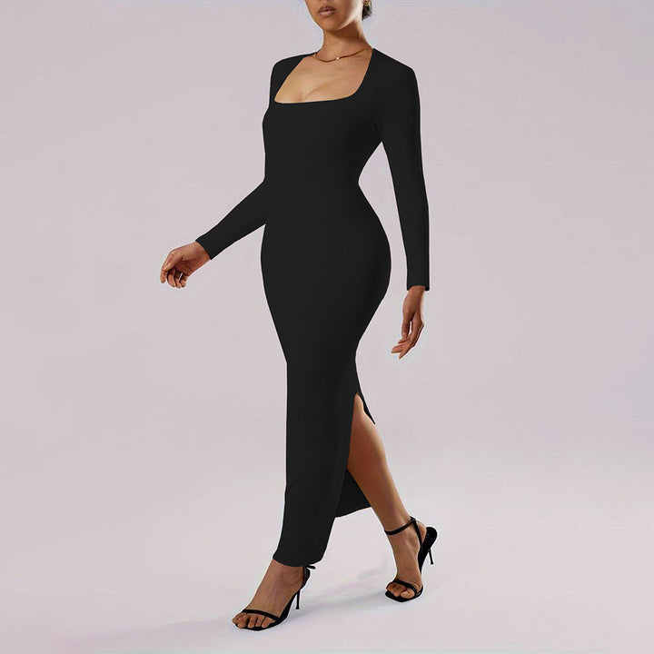 Robe maxi à manches longues pour femmes avec décolleté profond et coupe flatteuse pour la silhouette Levoire