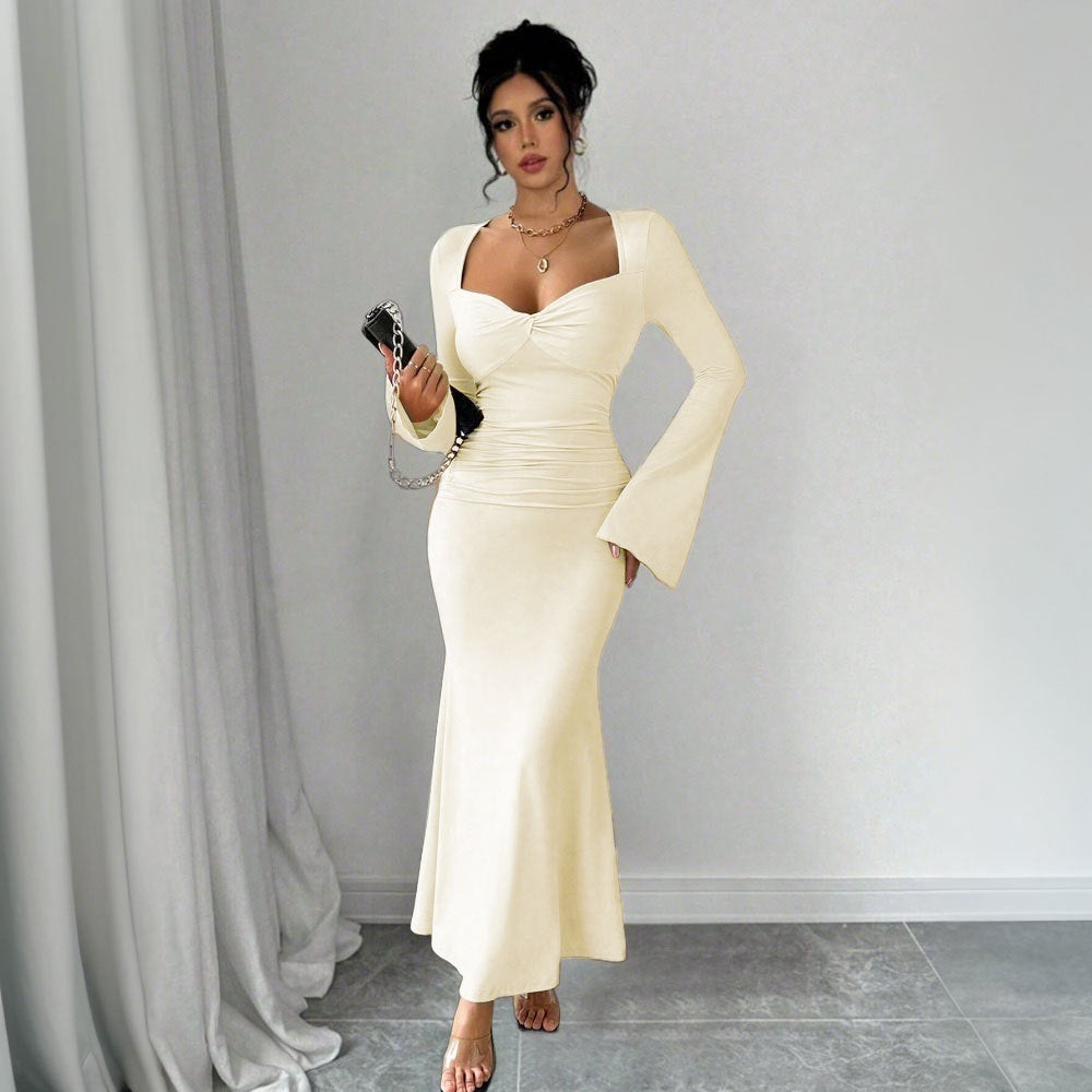 Robes maxi élégante à manches longues pour femmes avec décolleté en V profond et ruching stylé Levoire