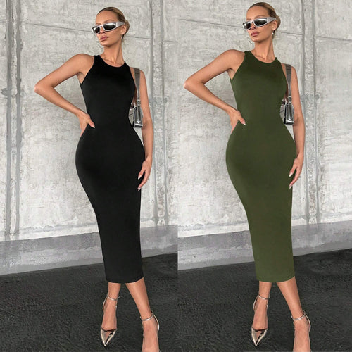 Robe midi ajustée pour femme avec encolure bateau moderne et détails en fine rib