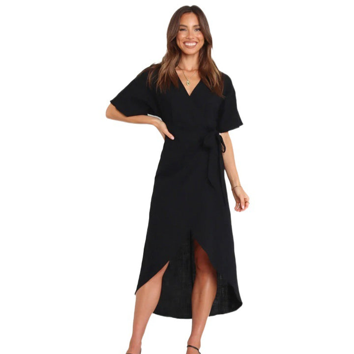 Robe portefeuille pour femme avec un élégant décolleté en V et un design ajusté Levoire
