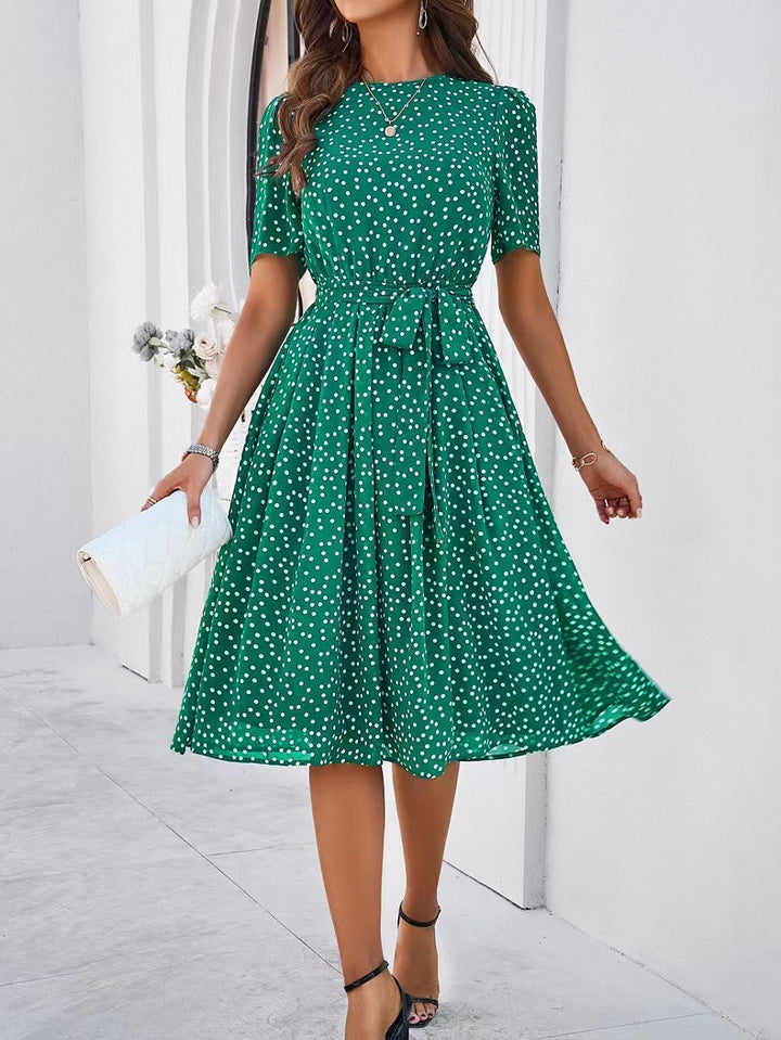 Robe midi pour femmes avec un élégant design à pois et une ceinture à la taille Levoire