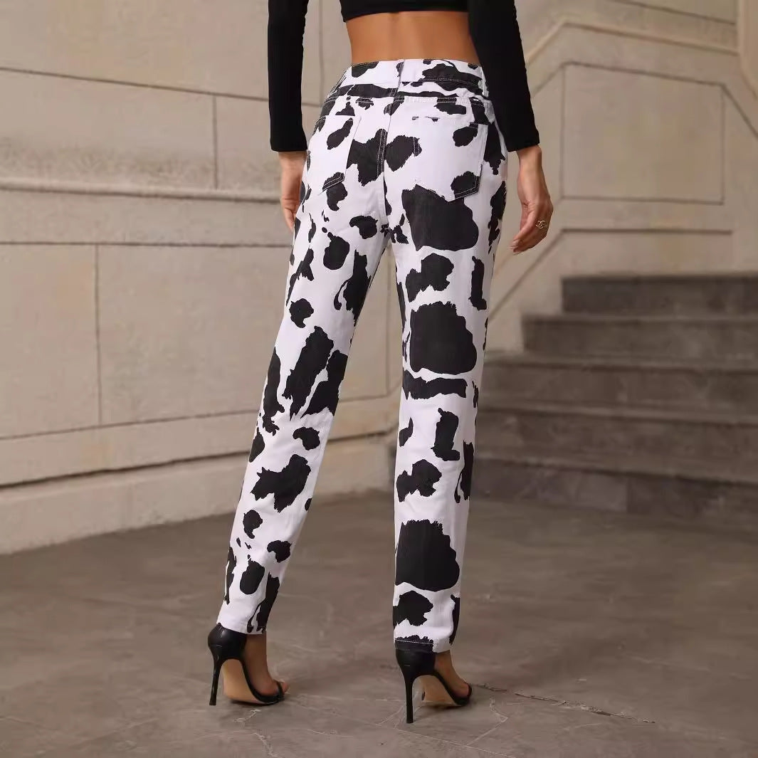 Jeans décontractés pour femmes avec un motif de taches de vache frappant Levoire