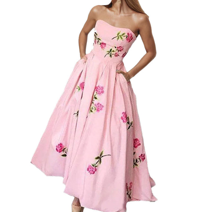 Robe maxi élégante sans bretelles pour femmes avec design floral et poches latérales Levoire
