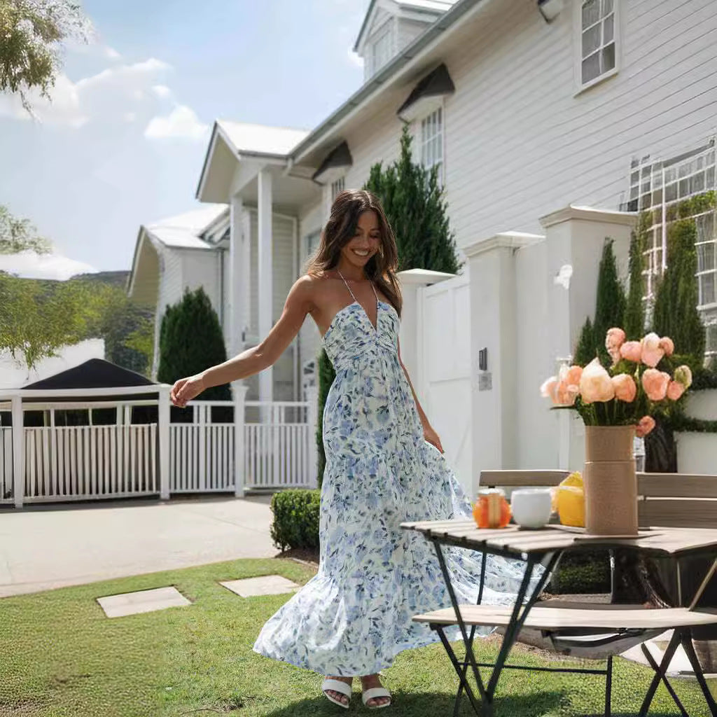 Robe maxi femme avec des imprimés floraux délicats et des bretelles spaghetti réglables Levoire