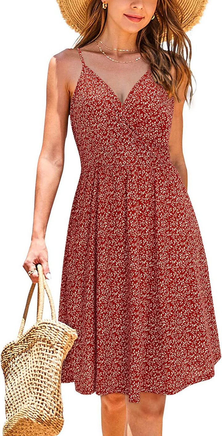 Robe portefeuille pour femmes avec une coupe délicate et des bretelles réglables Levoire