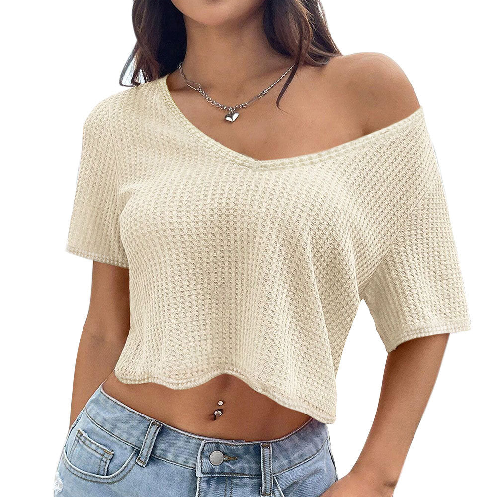 T-shirt court décontracté pour femme avec col V asymétrique et texture aérienne Levoire