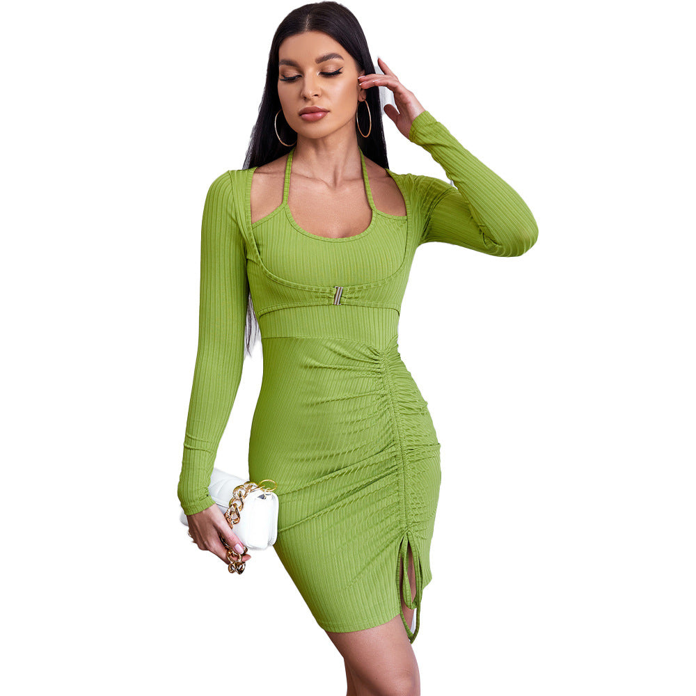 Robe mini femme avec des détails de volants sophistiqués et une découpe à la mode Levoire