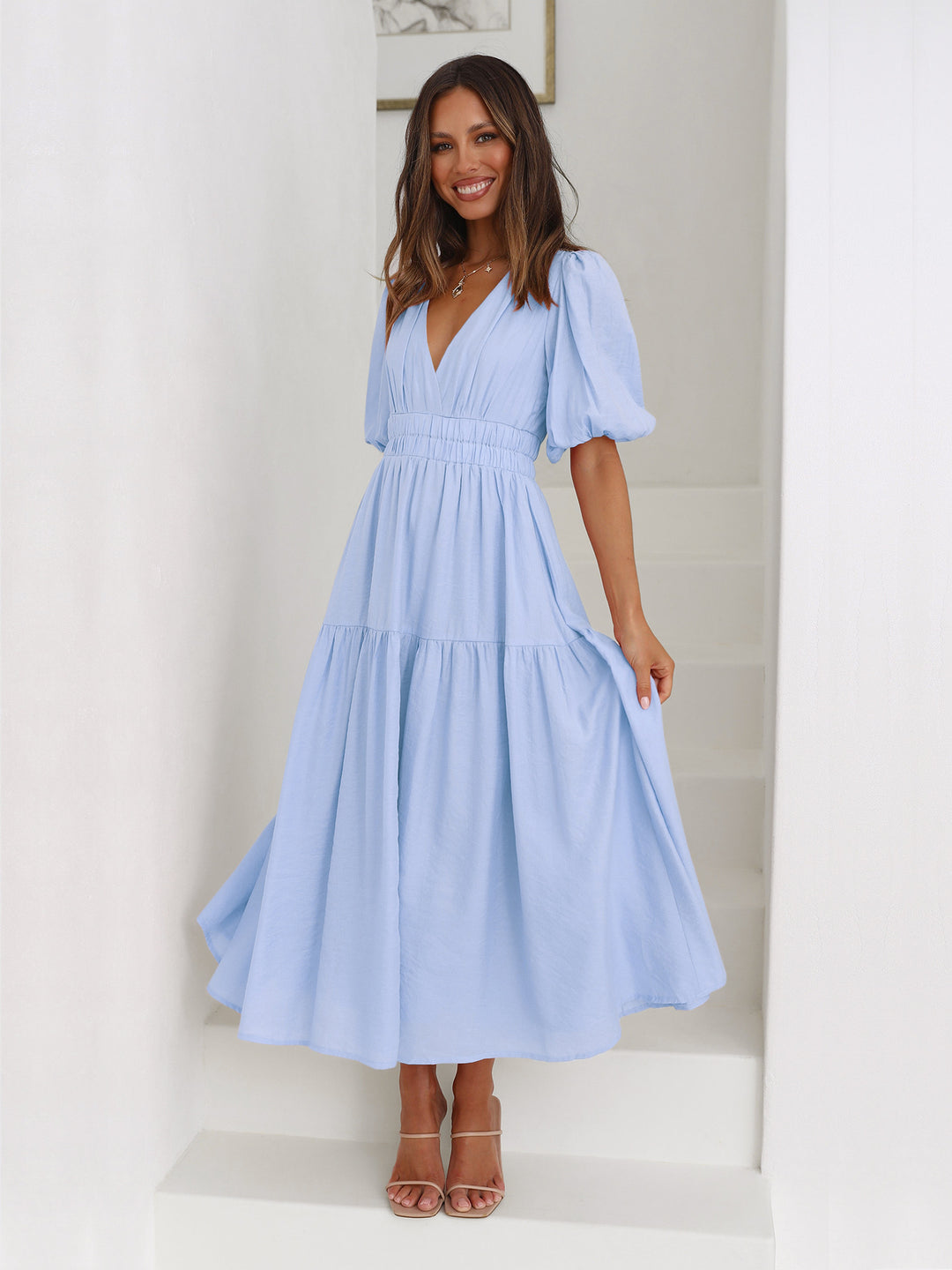 Robe maxi pour femmes avec décolleté en V profond et manches bouffantes volumineuses Levoire