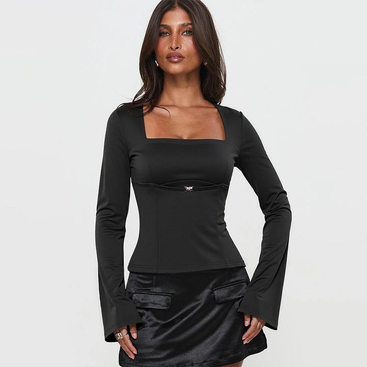 Top femme à manches longues avec encolure rectangulaire et détails de volants élégants Levoire