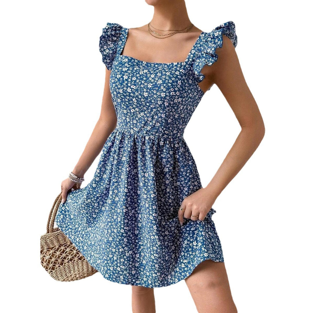 Robe d'été pour femmes avec des détails en volants et décolleté carré Levoire