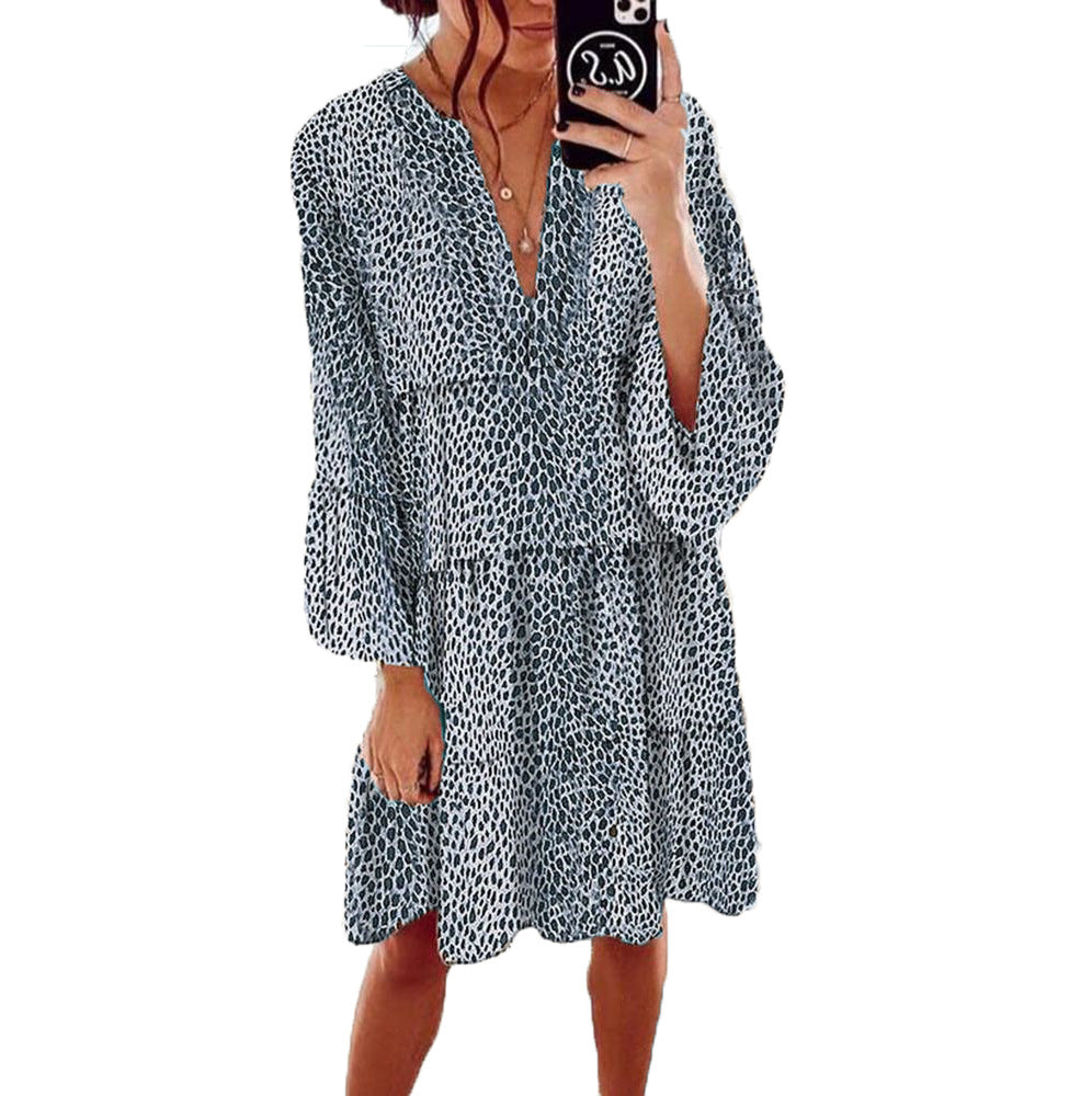 Robe maxi femme avec un élégant col en V et des manches volumineuses Levoire