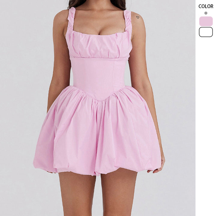 Robe mini ludique pour femmes avec des détails froncés et un haut ajusté Levoire
