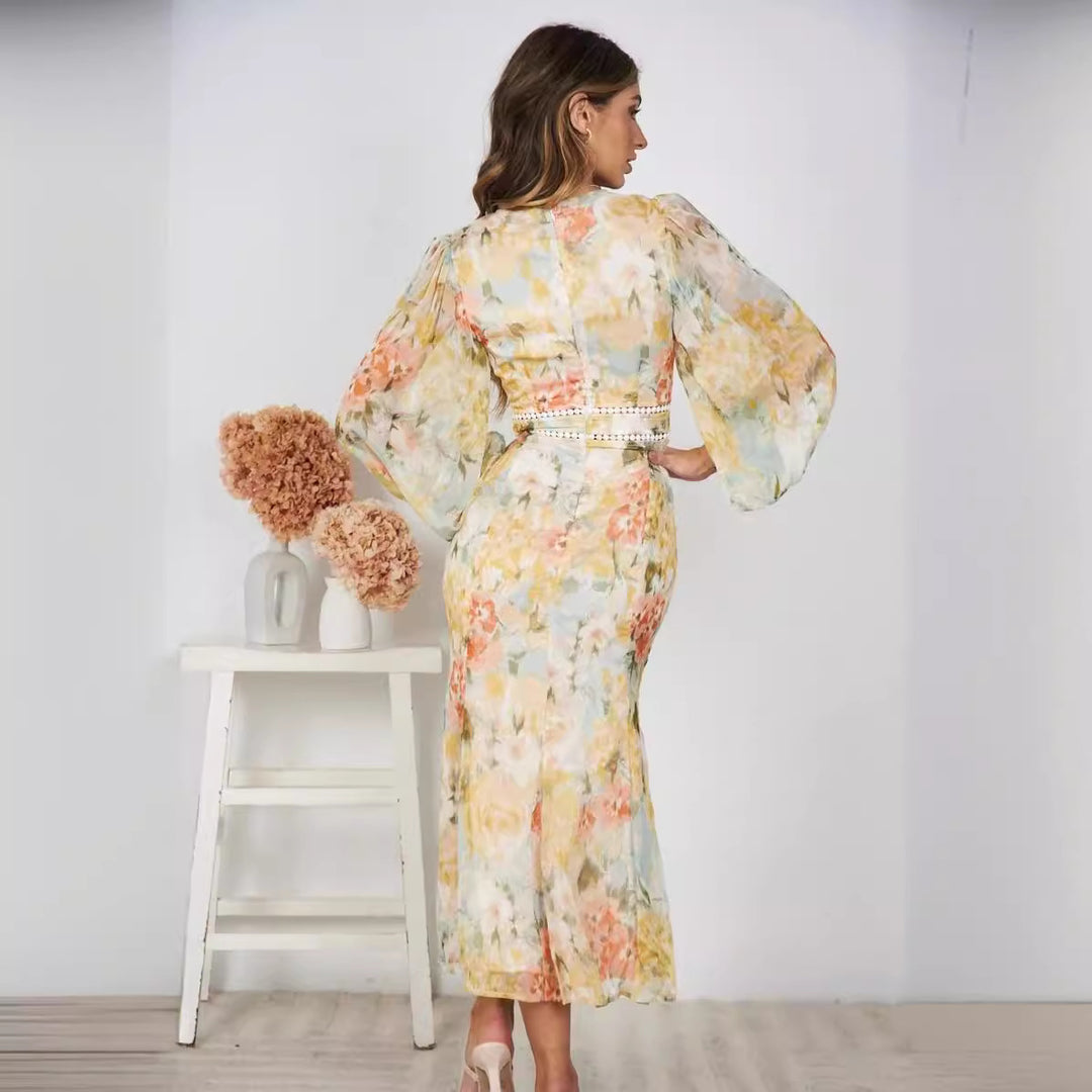 Robe maxi femme avec des manches volumineuses et des détails décoratifs Levoire