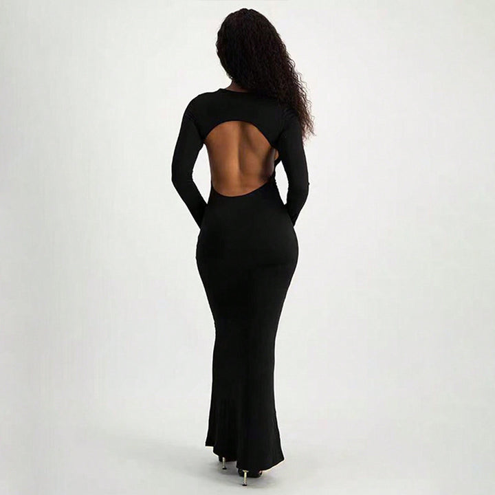 Robe maxi élégante à manches longues pour femme avec une silhouette près du corps et un décolleté en forme de clé Levoire