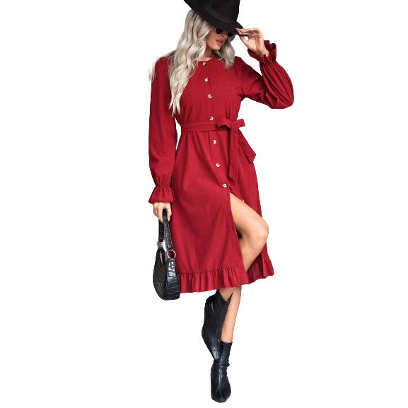 Robe portefeuille à manches longues pour femmes avec détails en boutons et silhouette ajustée Levoire