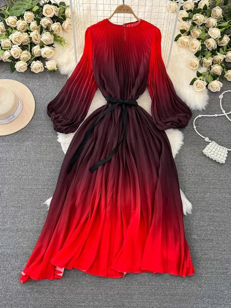 Levoire | Robe plissée en A avec dégradé mi-long