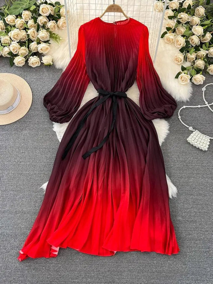 Levoire | Robe plissée en A avec dégradé mi-long