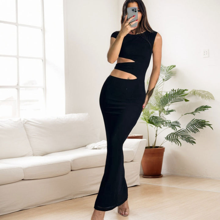 Robe maxi moulante pour femmes avec design découpé asymétrique Levoire